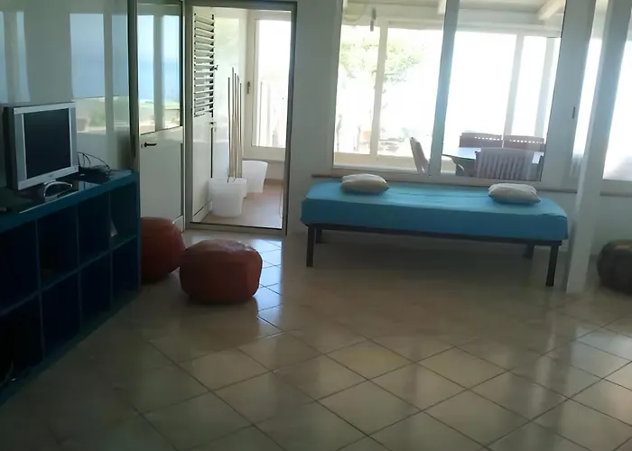 Casa Vista Mare Con Giardino 普拉亚·阿马勒