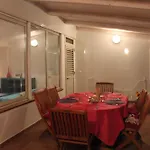 Casa Vista Mare Con Giardino