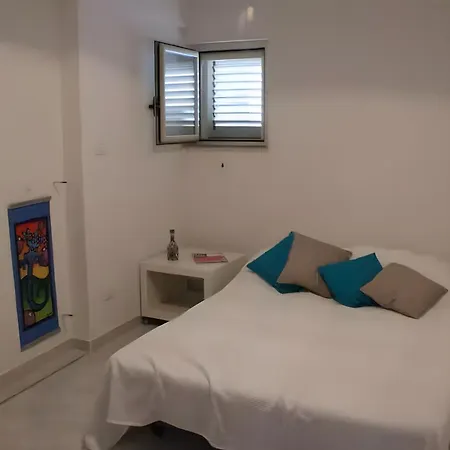 Casa Vista Mare Con Giardino *