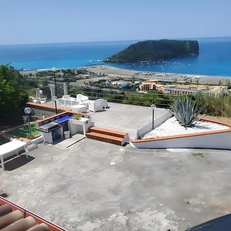 Casa Vista Mare Con Giardino *