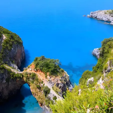Casa Vista Mare Con Giardino Ferienhaus