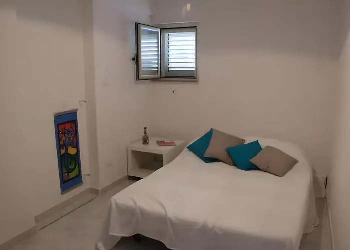 Casa Vista Mare Con Giardino *